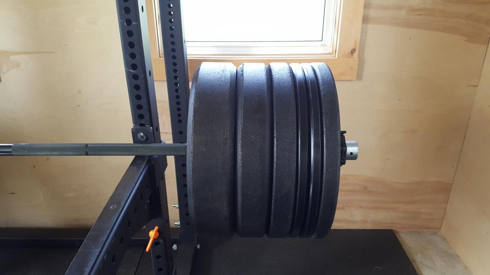 300# deadlift.jpg